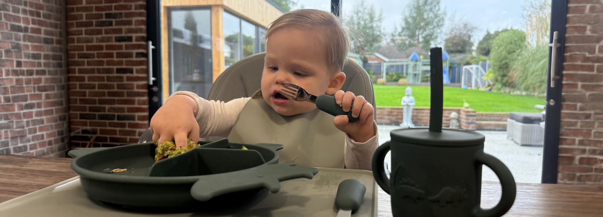 Cutlery for babies: safe and fun!