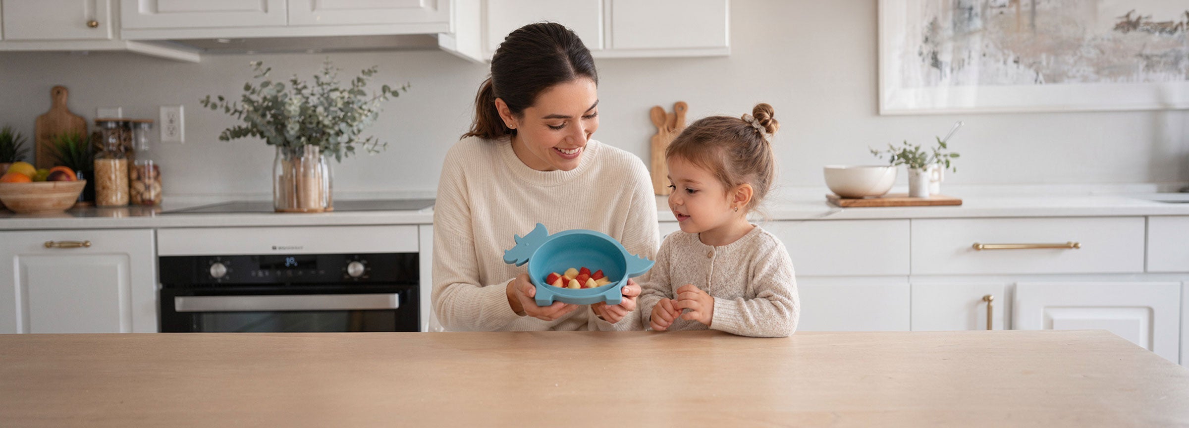 Silicone toddler bowls: designed for real life