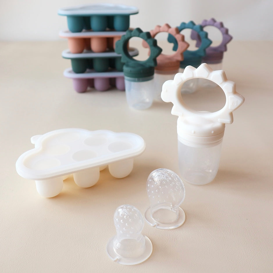 Dinosaur Fruit Feeder with Ice Tray